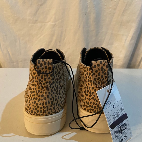Universal Thread leopard mid top sneakers NWT - Picture 3 of 11